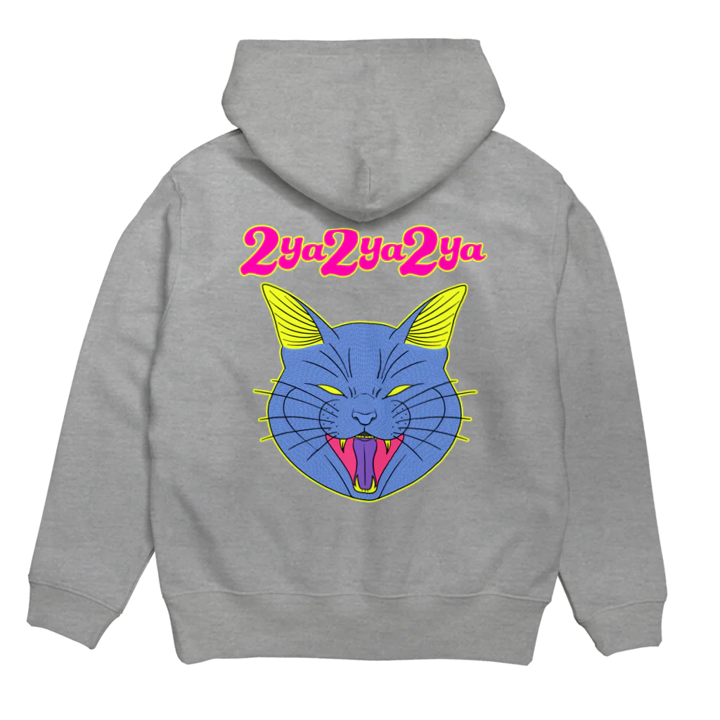 2ya2ya2ya(ニャーニャーニャー)の怒猫 Hoodie:back