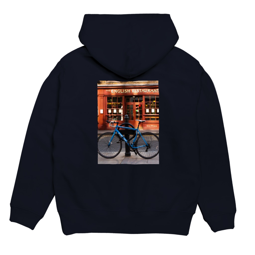旅先pics📸のロンドンの道端の自転車 Hoodie:back