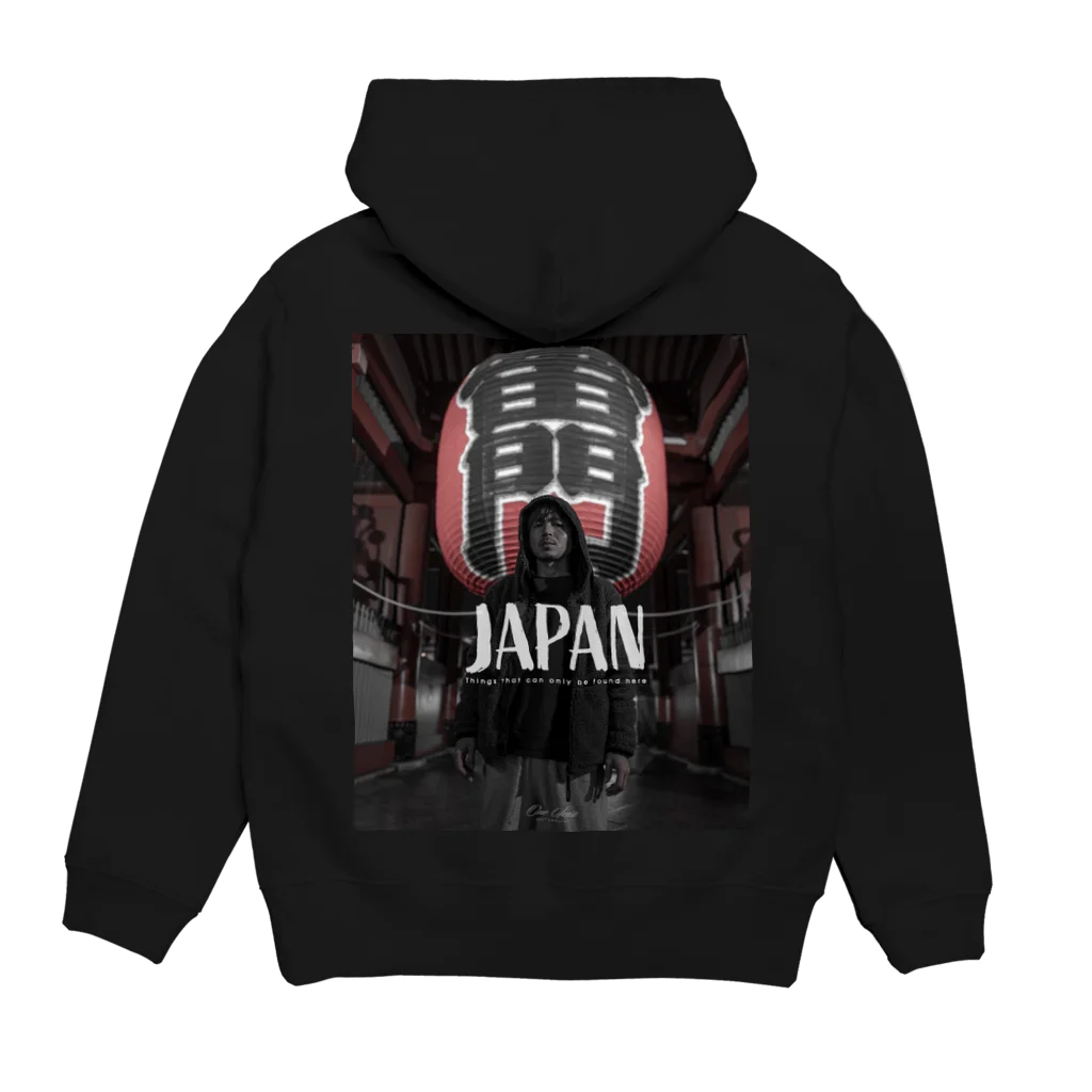 まちゃのキャンプ飯部のまちゃキャンプ飯部のロゴアイテムです Hoodie:back