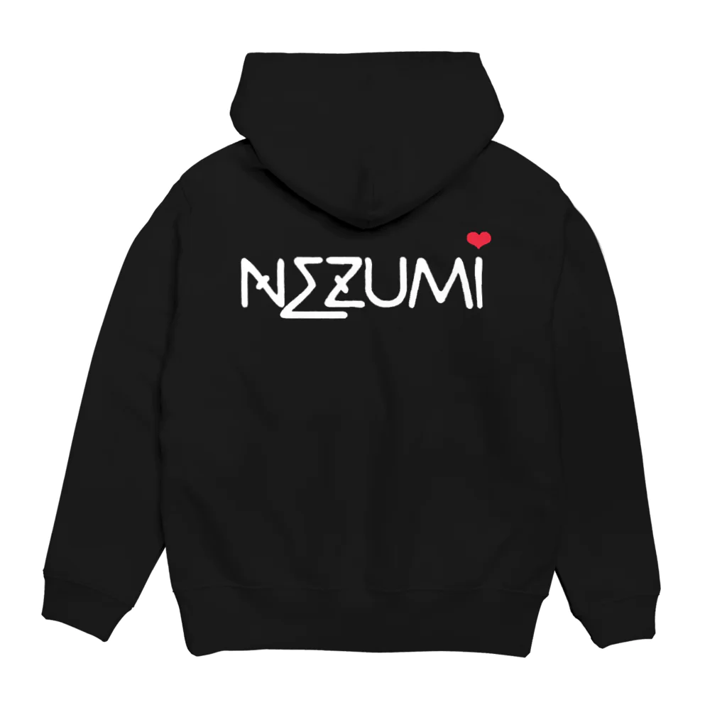 Kuro*s Brandの白NEZUMi パーカーの裏面