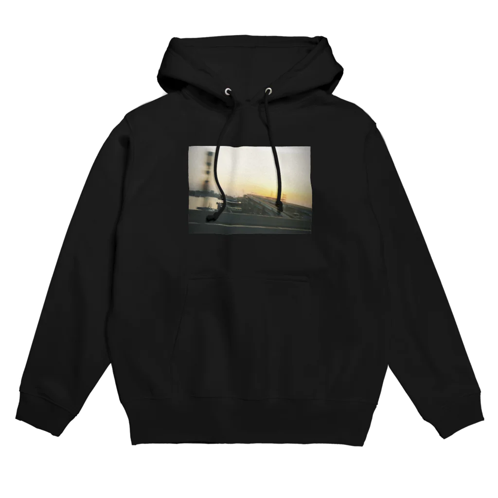 あいすくりーむそーだの高速バスから見た福岡の夕陽 Hoodie