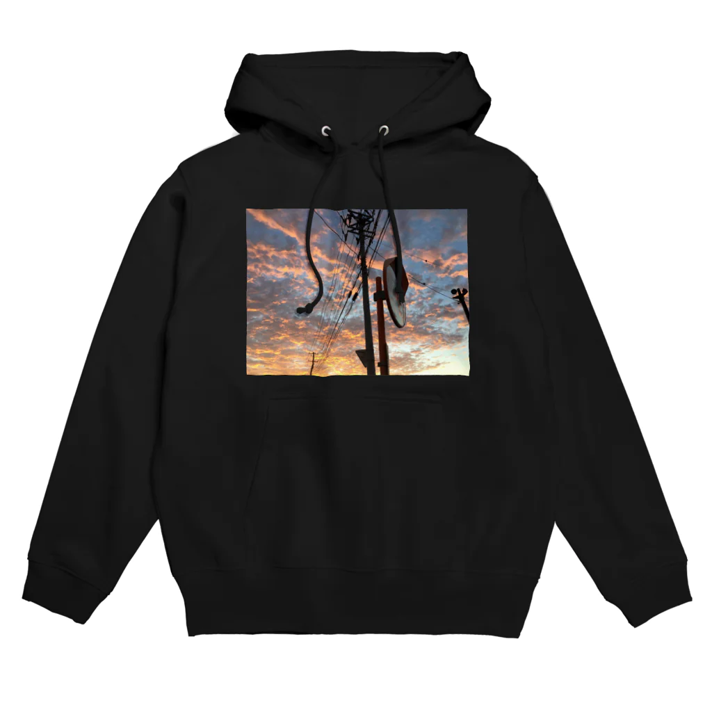 eto piricaの夕空とカーブミラー Hoodie