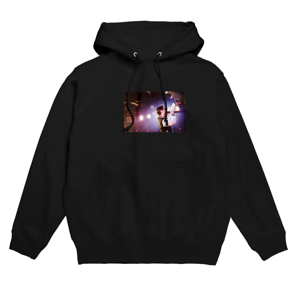 atomicのPUNPEE Hoodie