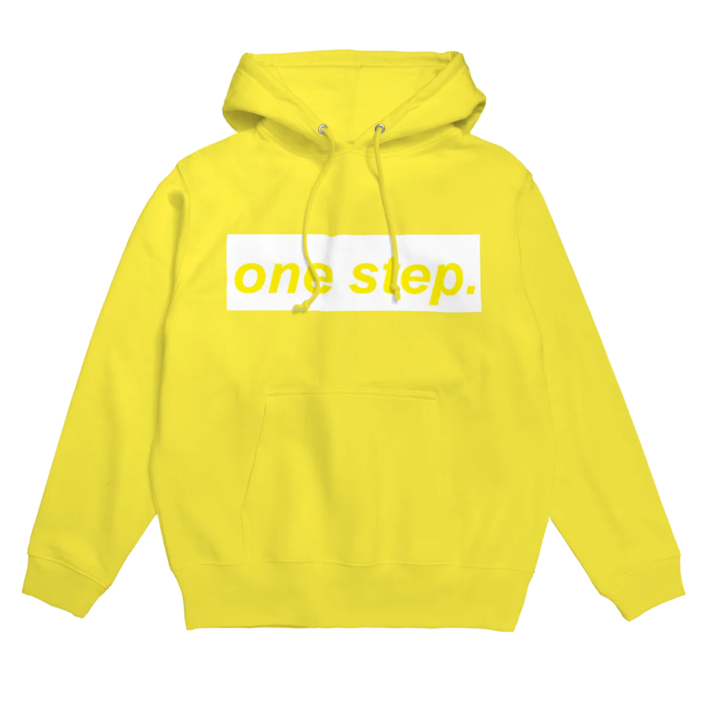 one step.のイエローカラー パーカー