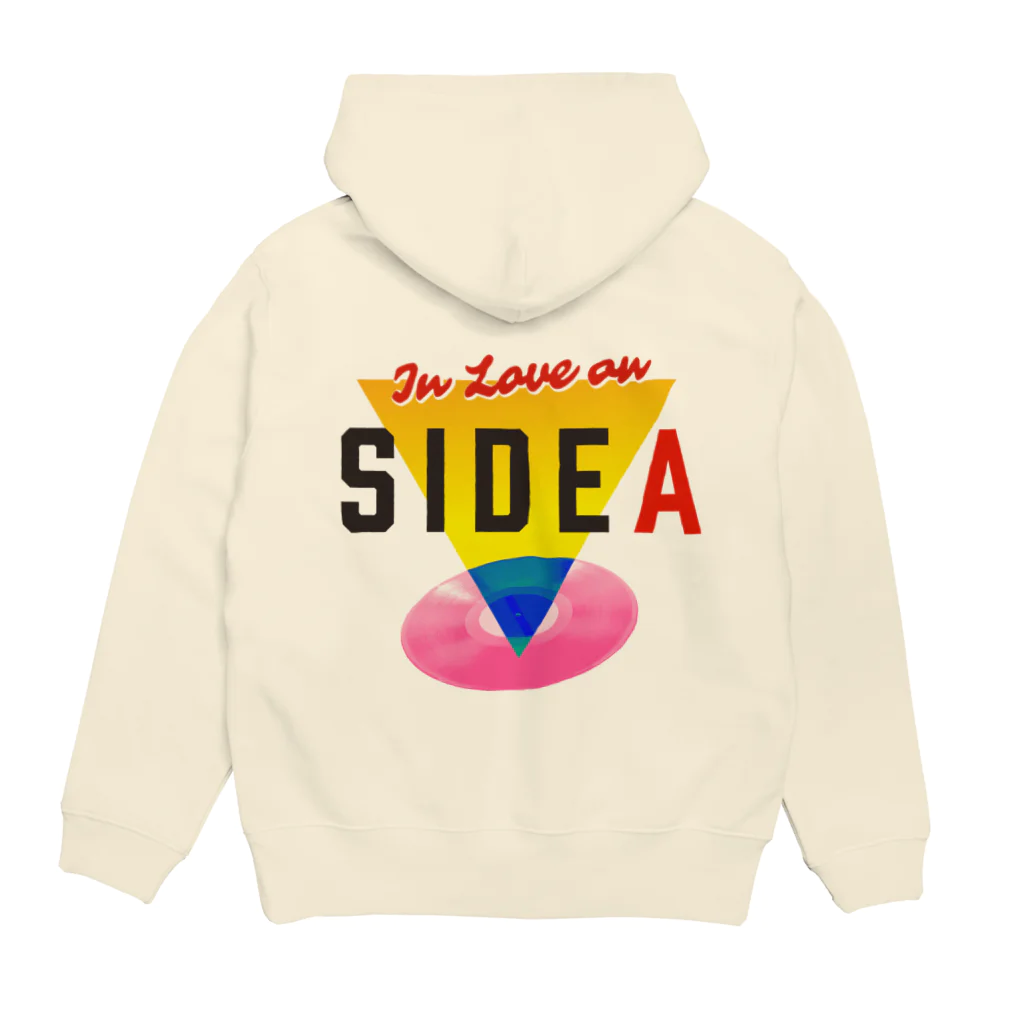 studio606 グッズショップのIn Love on SIDE A パーカーの裏面