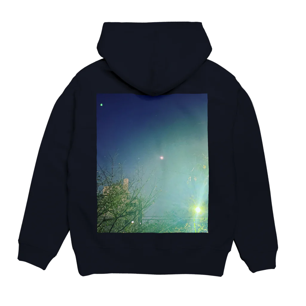 @7chiの皆既月食 Hoodie:back