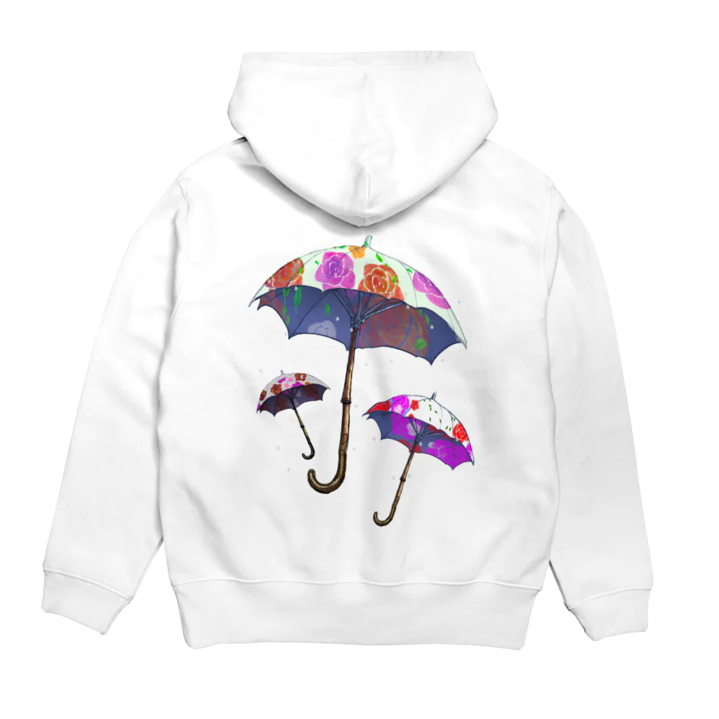 月夜のタツノオトシゴのwalking in the rain Hoodie:back