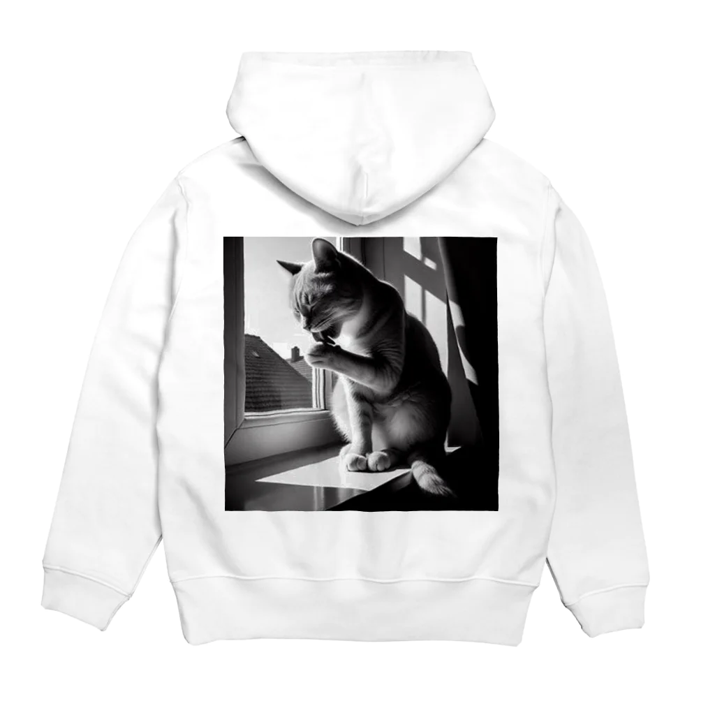 猫は癒やしの毛づくろい猫 Hoodie:back