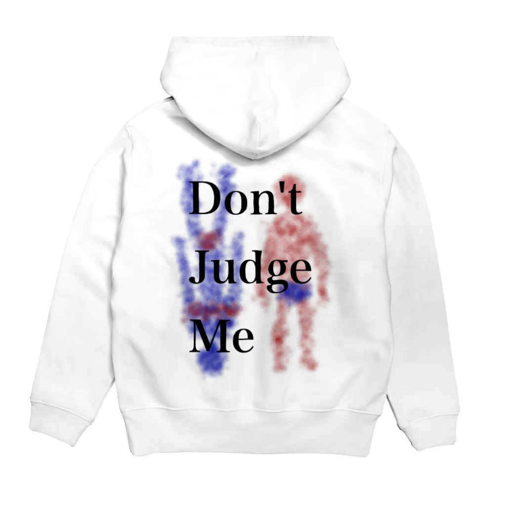 TEDDY_BのDon't Judge Me パーカーの裏面