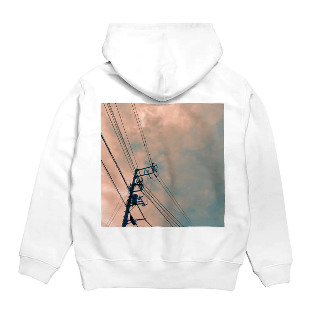 YukkeのMeaningless sense Hoodie:back