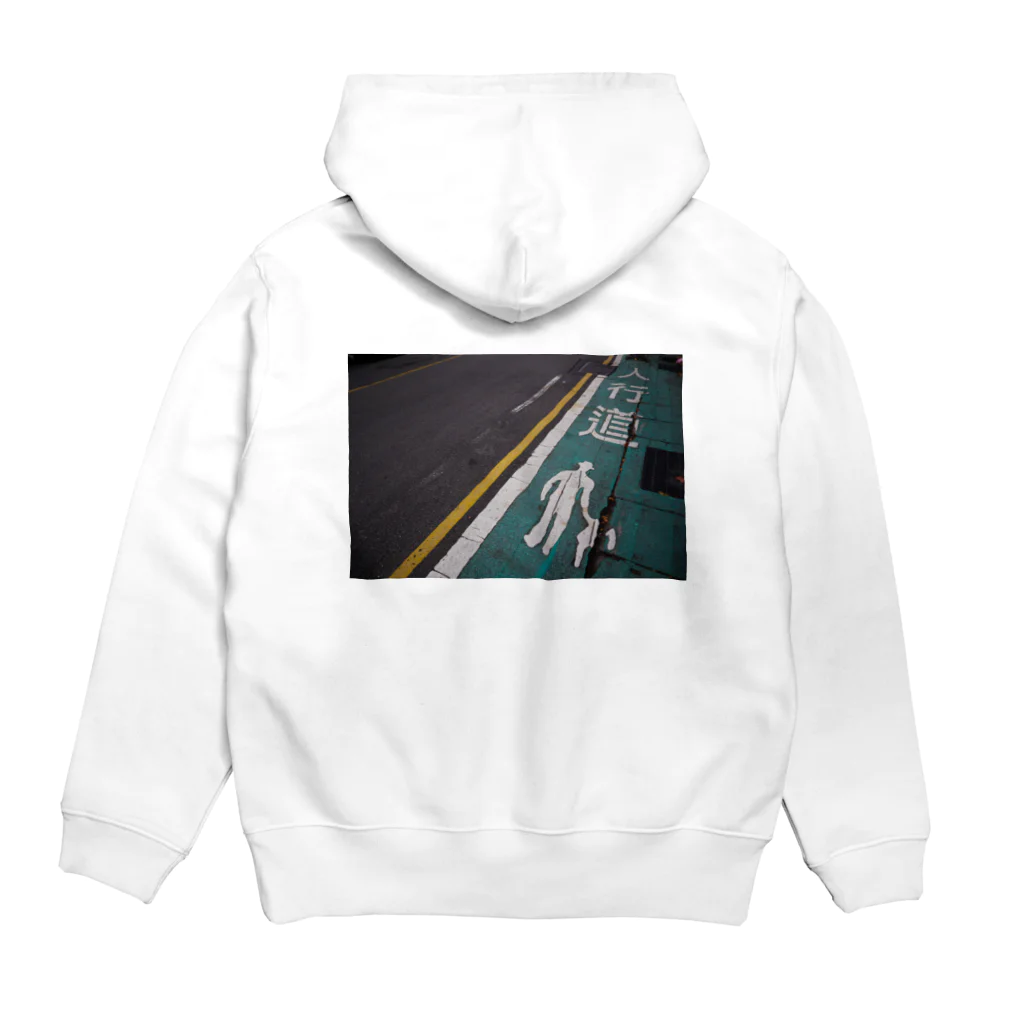 旅先pics📸の台北の道路_人行道 Hoodie:back