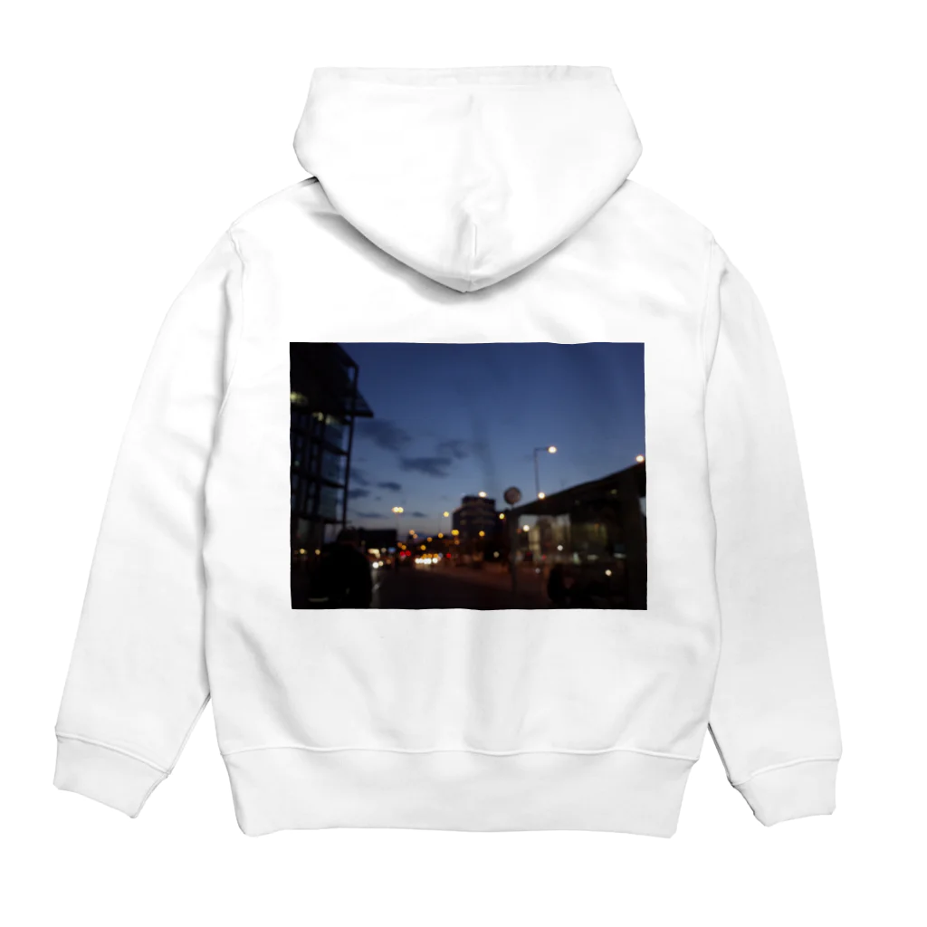 urapのくらくら夕暮れ Hoodie:back