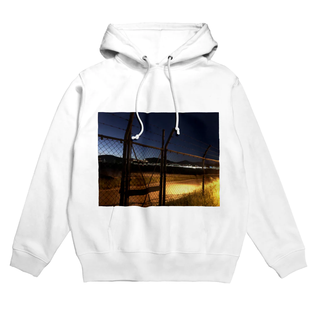 蒼い狐の金網 Hoodie