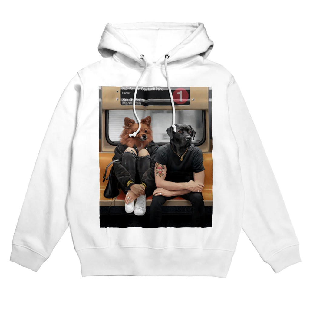 Mottan‘s Art Goods Shopの地下鉄の乗る　犬のカップル Hoodie