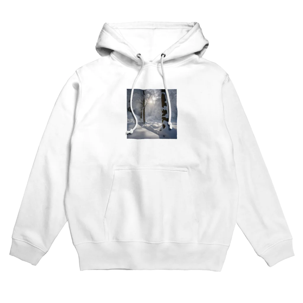 Atrantickの美しい雪景色グッズ Hoodie