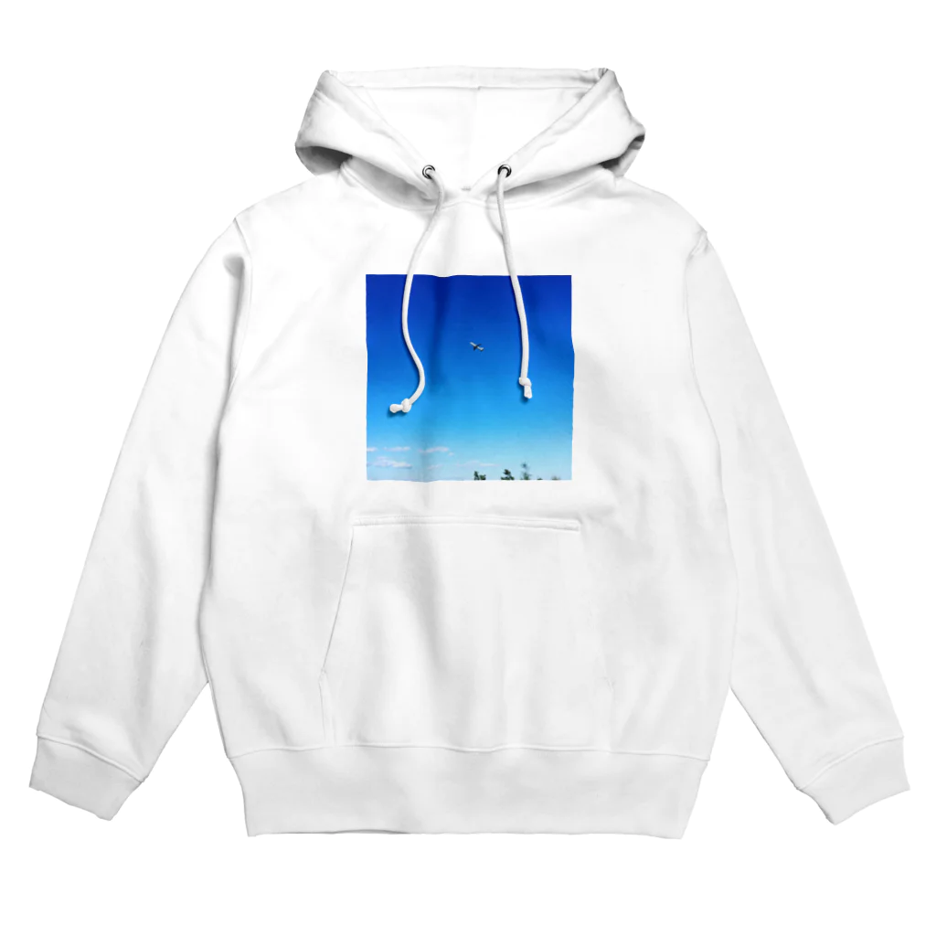 いちごみるくの空へ向かって Hoodie