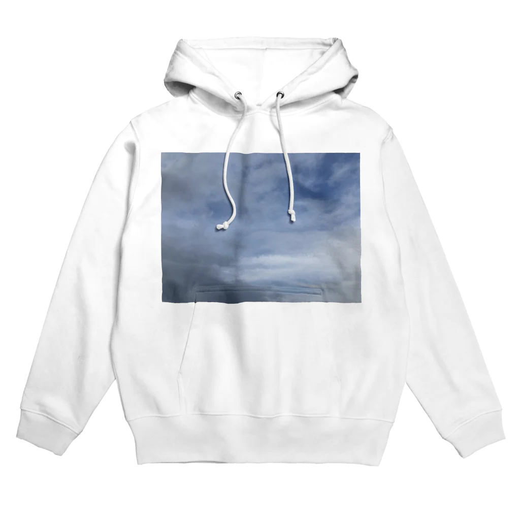 そらの4月16日　吹き荒れる風と雲 Hoodie