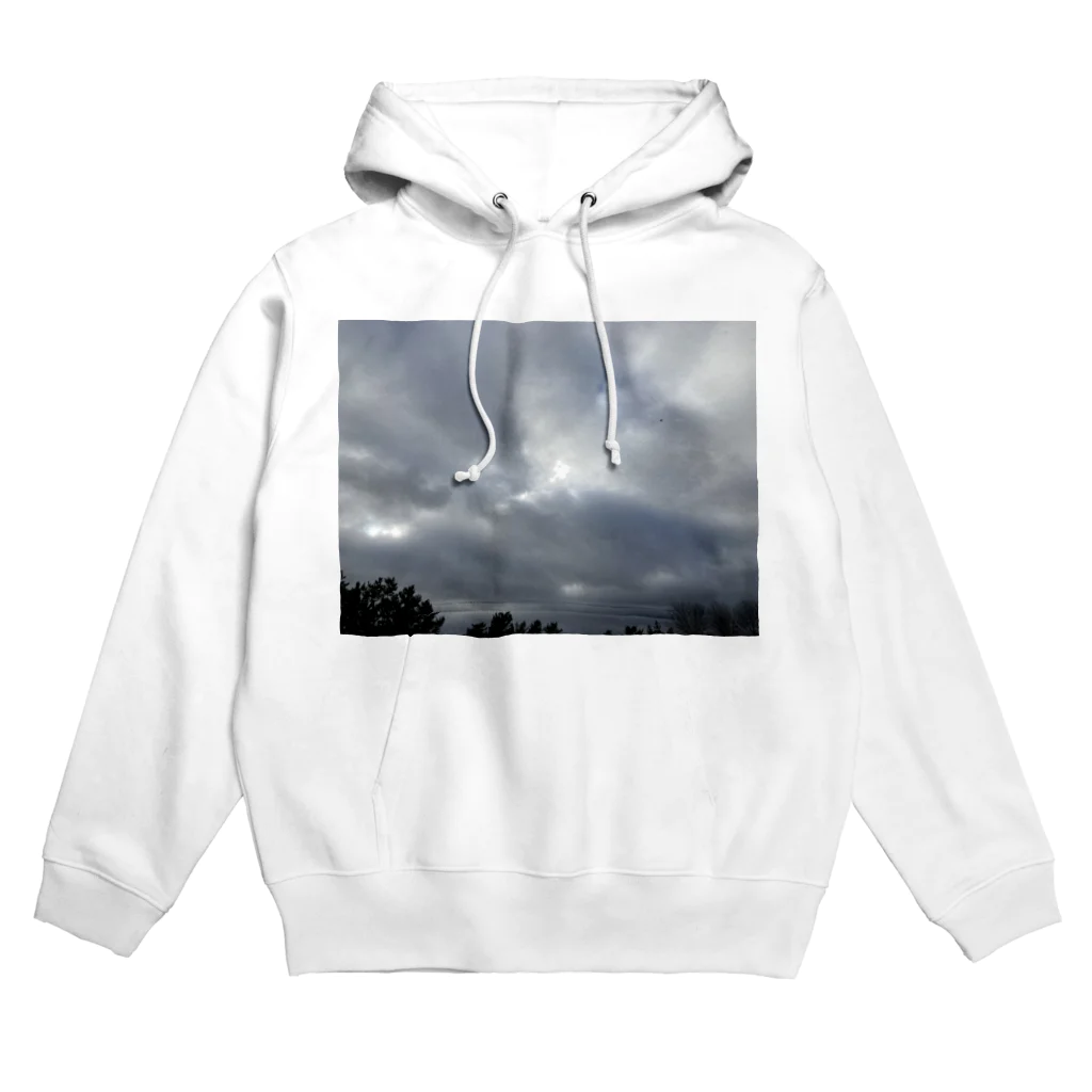 そらの4月22日　吹き荒れる風と雲 Hoodie