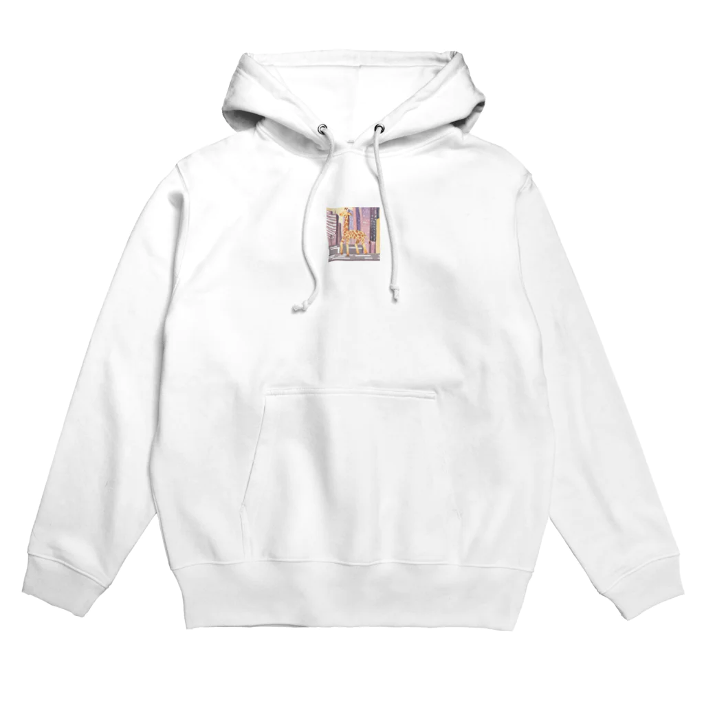 Ken17の車が行き交う都市を歩くキリン Hoodie