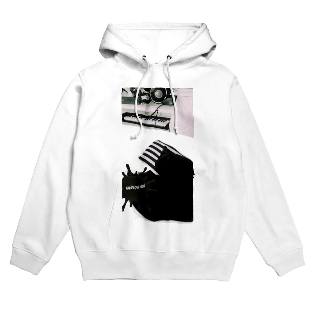 armasyのnanndeyanen@noaaaaaaaa Hoodie