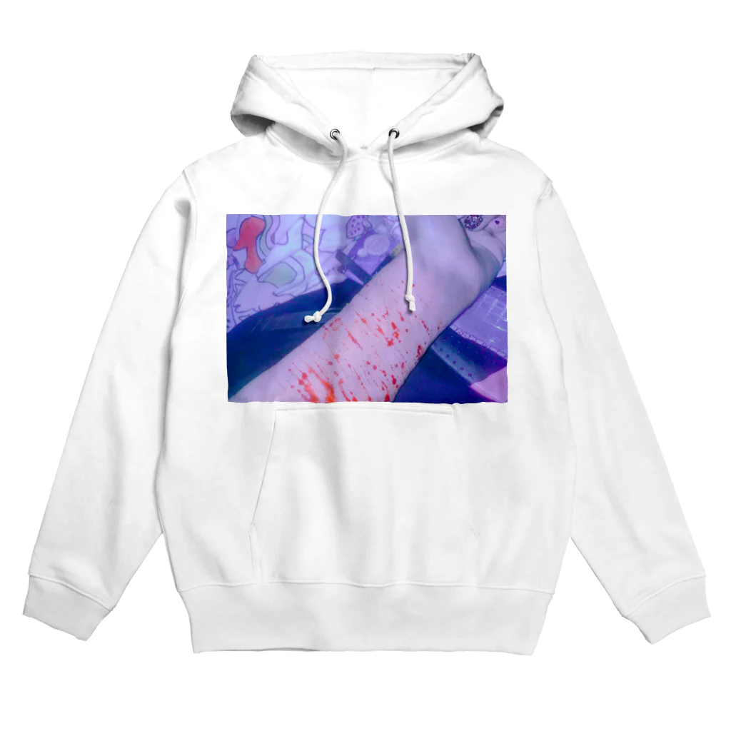 オカザキさんの友達のコンカフェ嬢 Hoodie