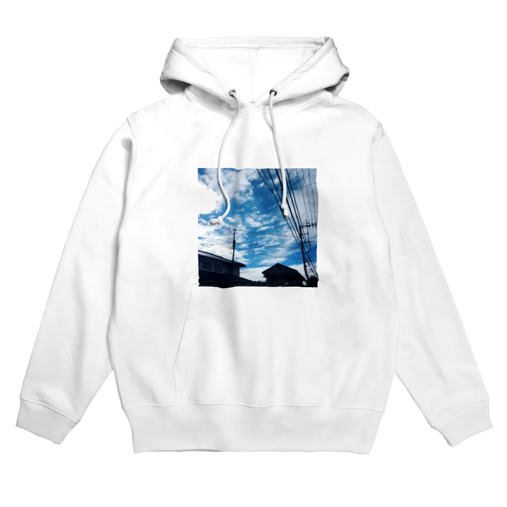 湘南の風景　 Seaside landscape at Shonan area in japanの電線のある風景 Hoodie