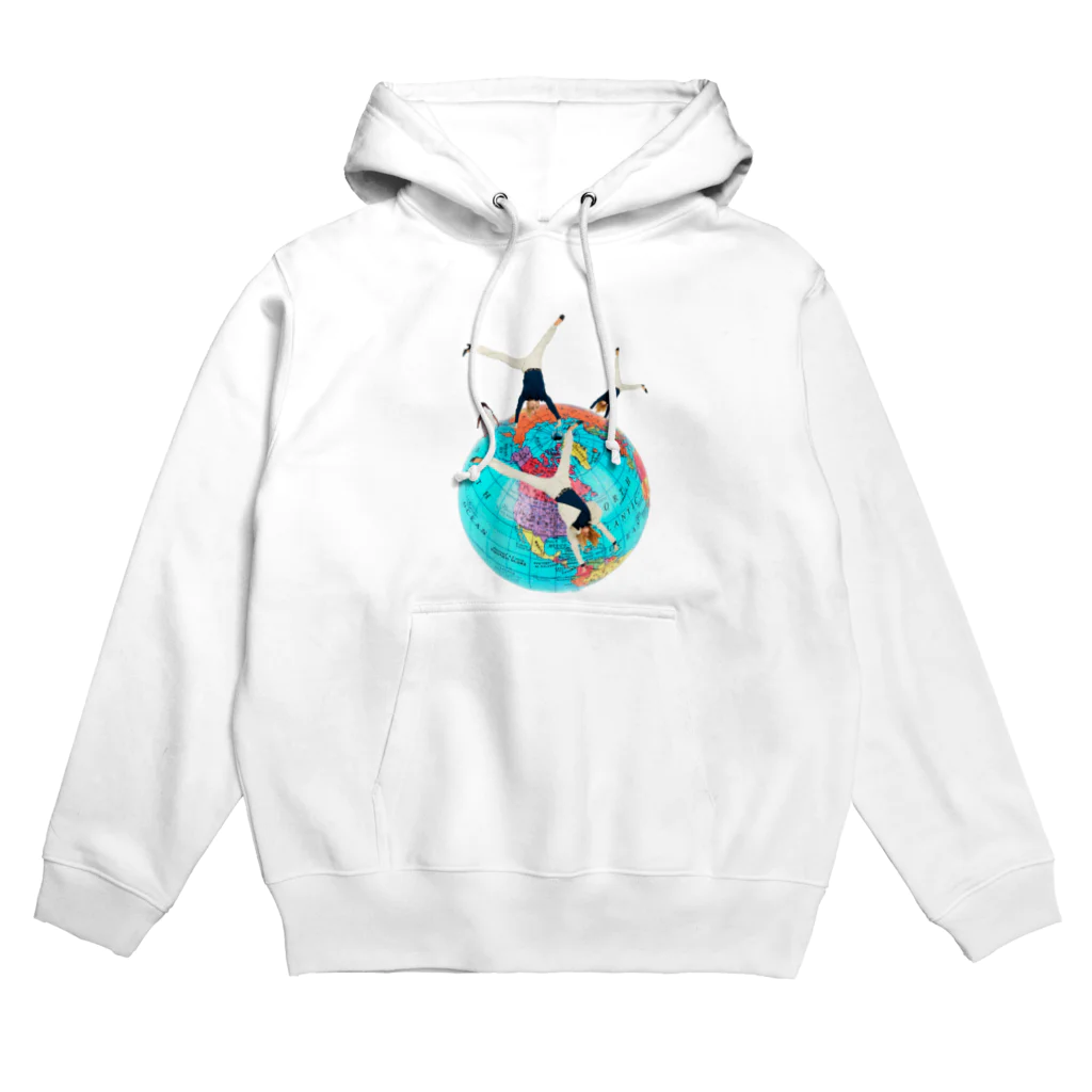 人生やり直しの逆立ちで世界一周 Hoodie