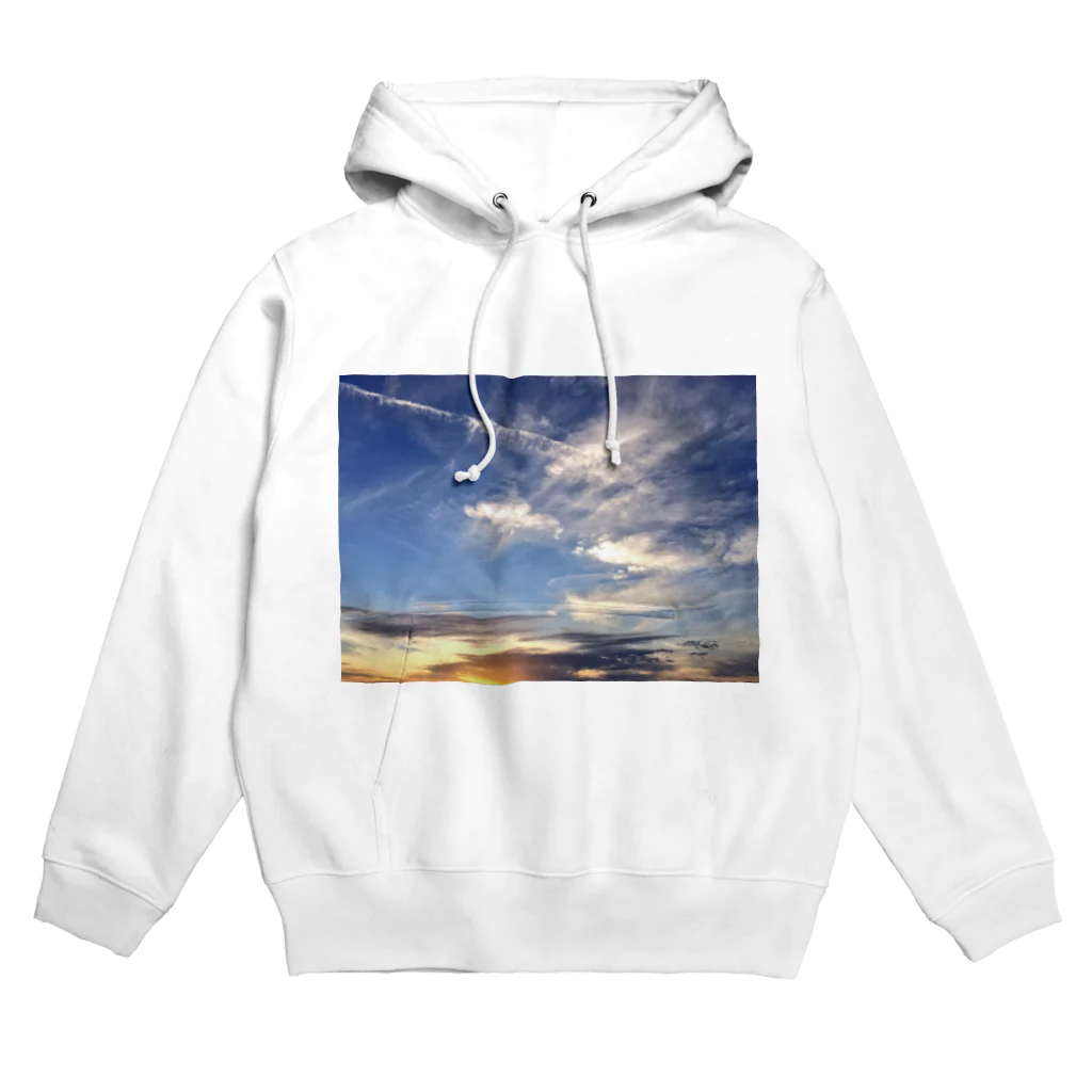 アトリエルのあの日の夕焼け Hoodie