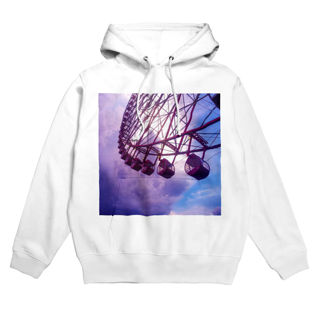 taka_1026のど迫力雲と観覧車 Hoodie