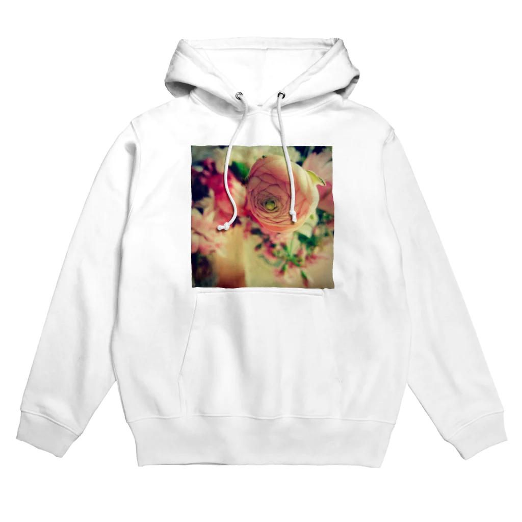 飴電のRanunculus Hoodie