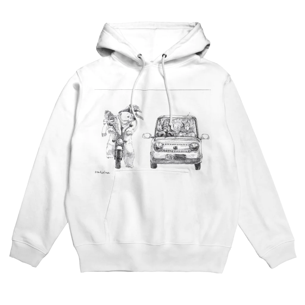 海島 の隣の車が何だかおかしい Hoodie