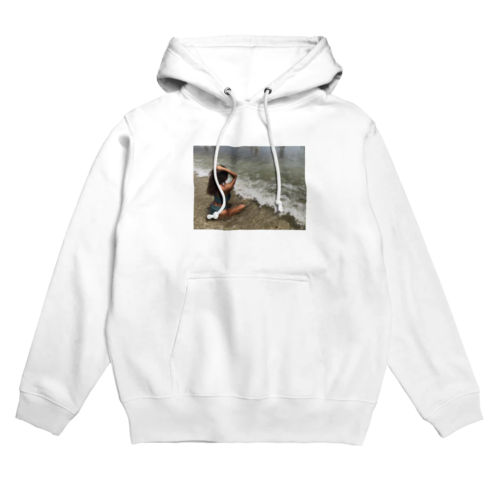 あちゅのビーチ Hoodie