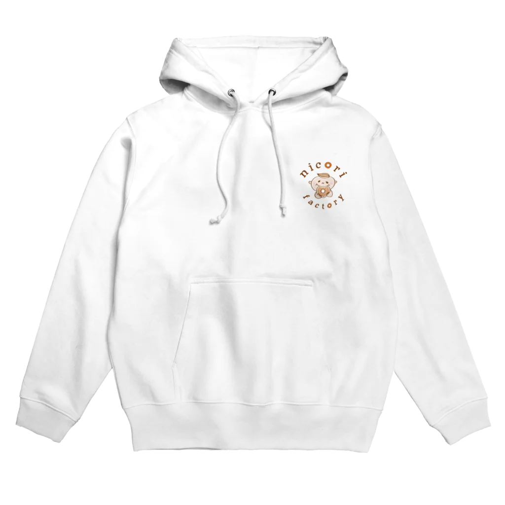 ニコリファクトリーのロゴ　胸にワンポイント Hoodie