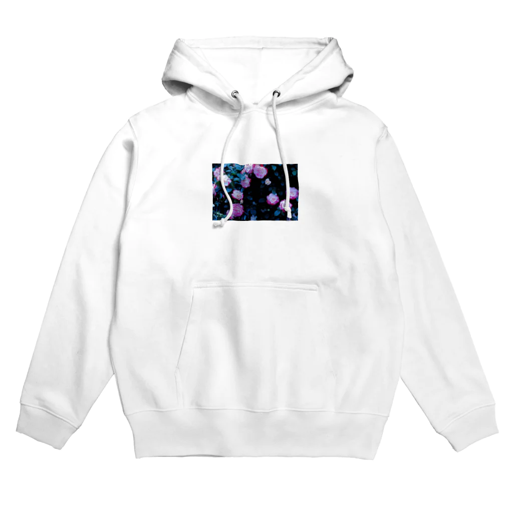 ResistworksのROSE Hoodie