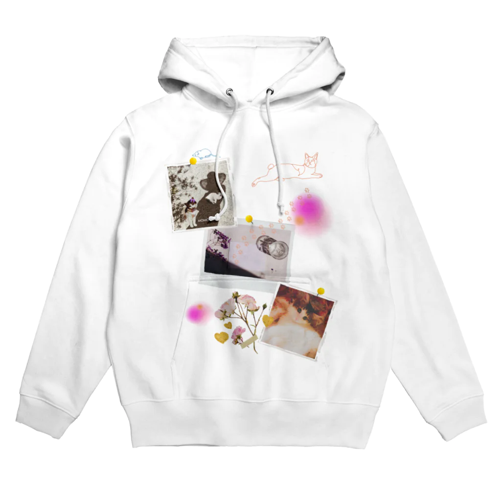 𝙈𝙊𝙈𝙊'𝙨 𝙎𝙝𝙤𝙥のMOMOとコラージュ-02 Hoodie