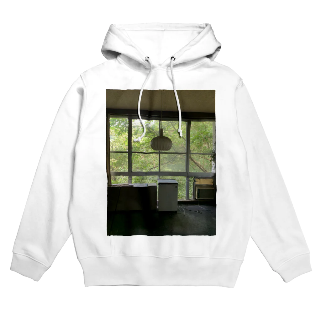 ＵＢＨストアのアンニュイ廃墟ちゃん Hoodie