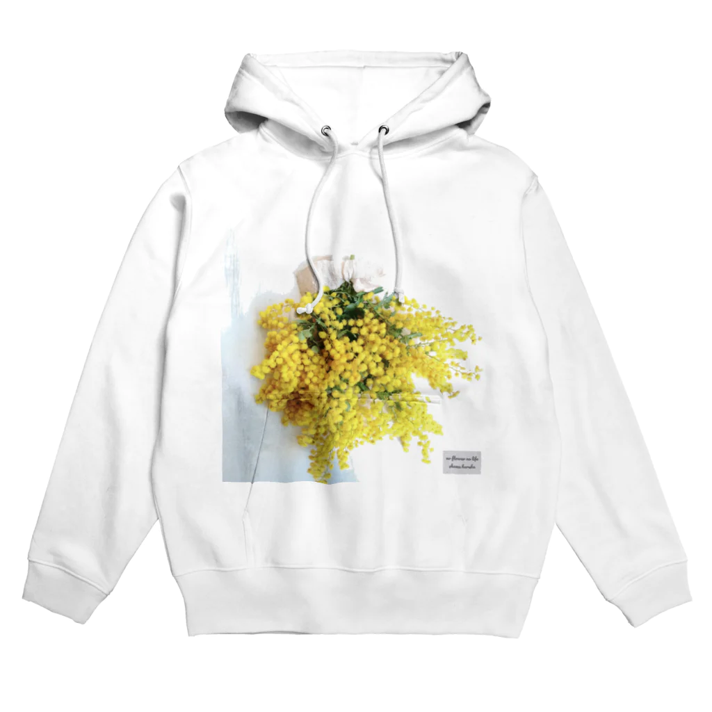 ナチュラルフラワーのミモザのスワッグ Hoodie