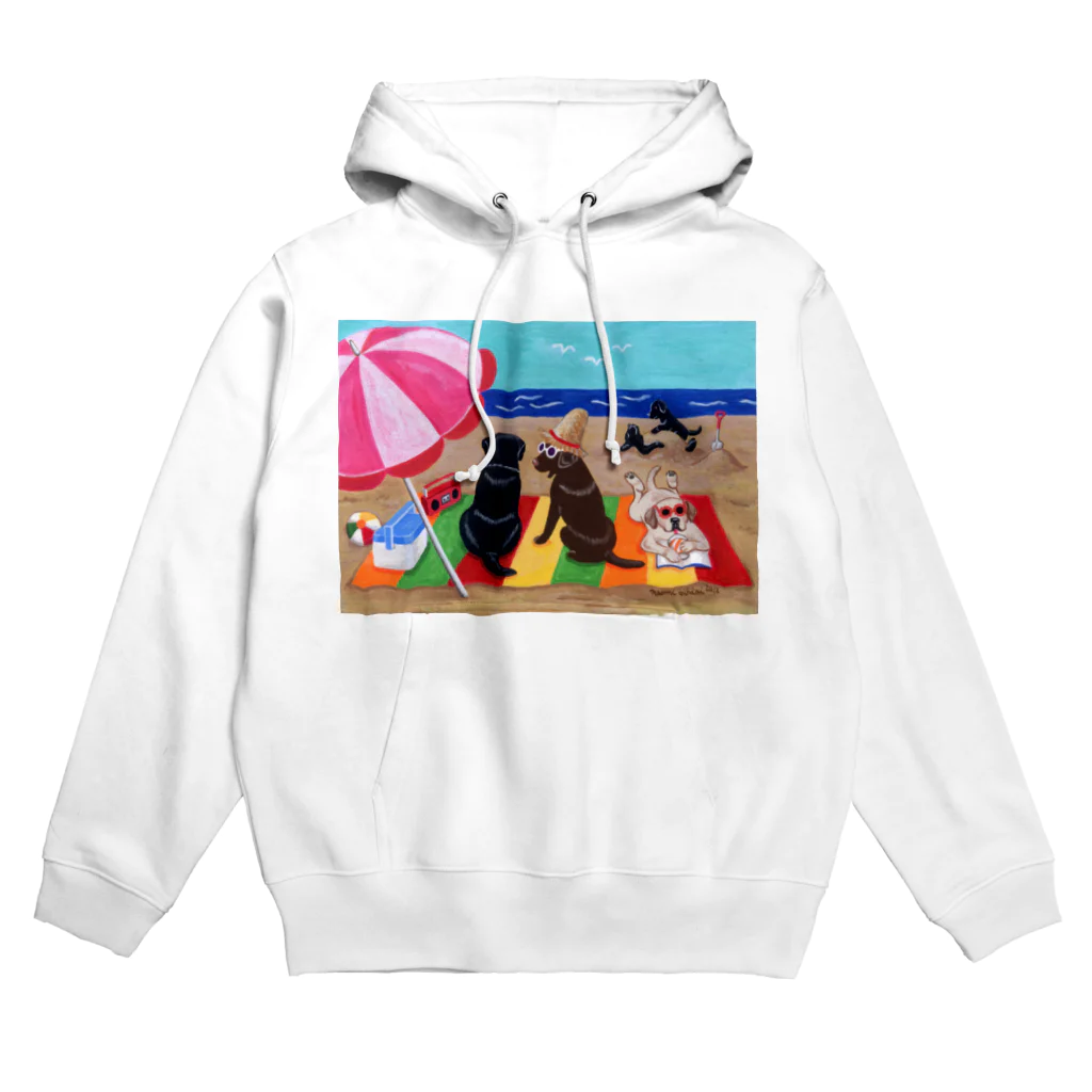 ハッピー・ラブラドールズの浜辺のラブラドール Hoodie