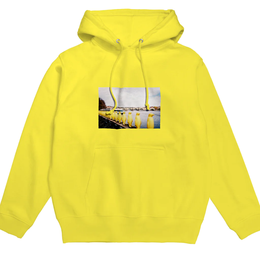 The SongsariのYellow penguins Hoodie