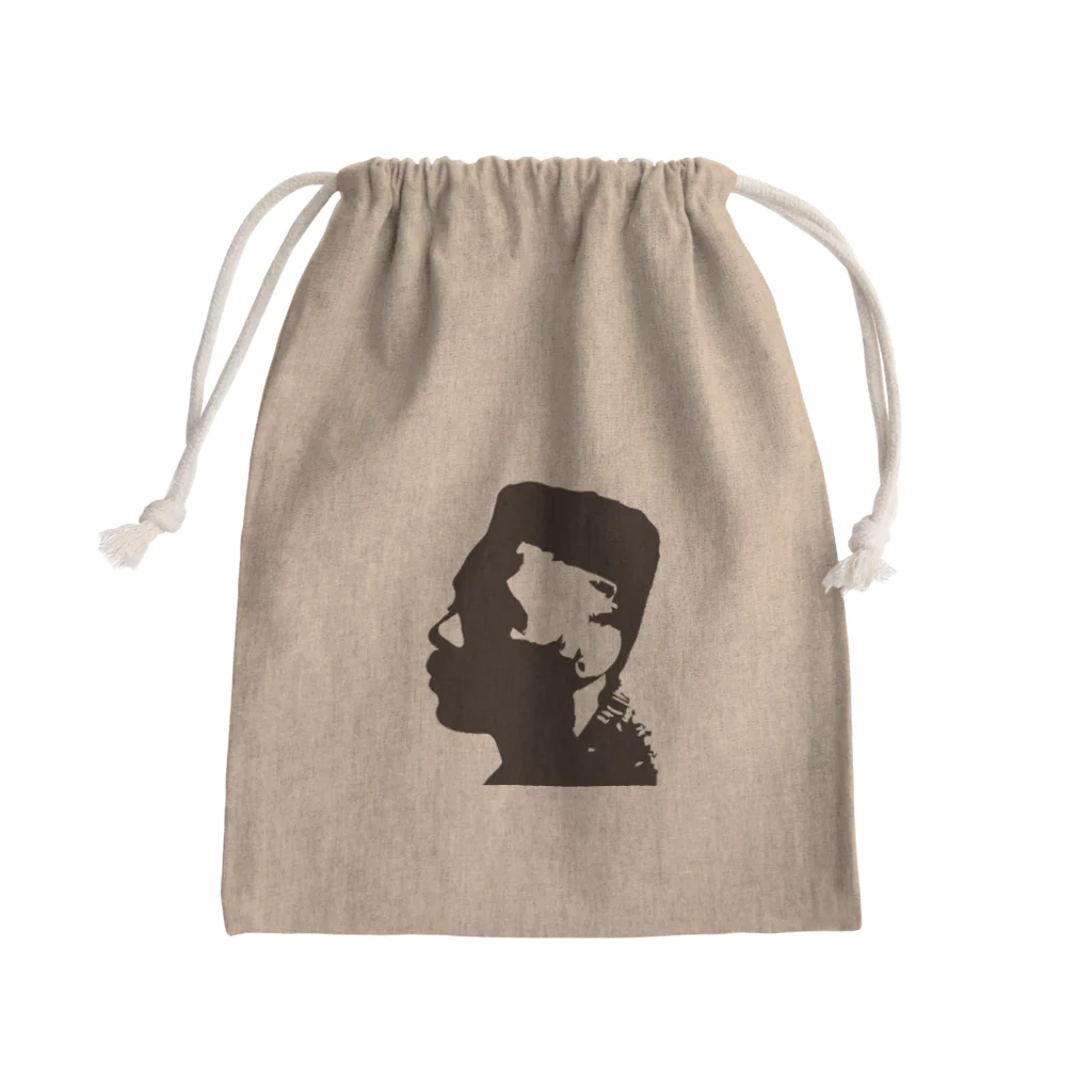 aoのBox Cut Boy Mini Drawstring Bag