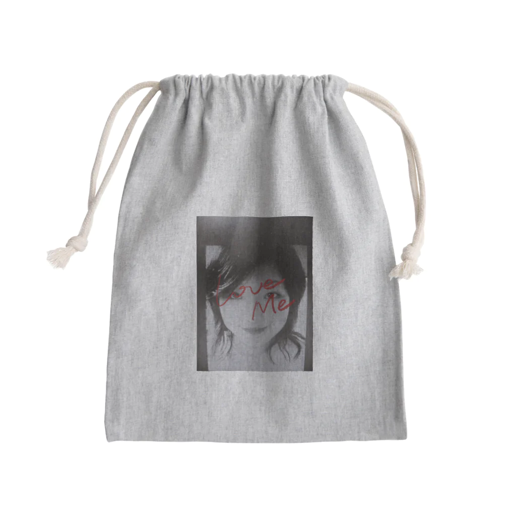 iyasinceのヒーリングふるもんてぃ自然に若返る Mini Drawstring Bag