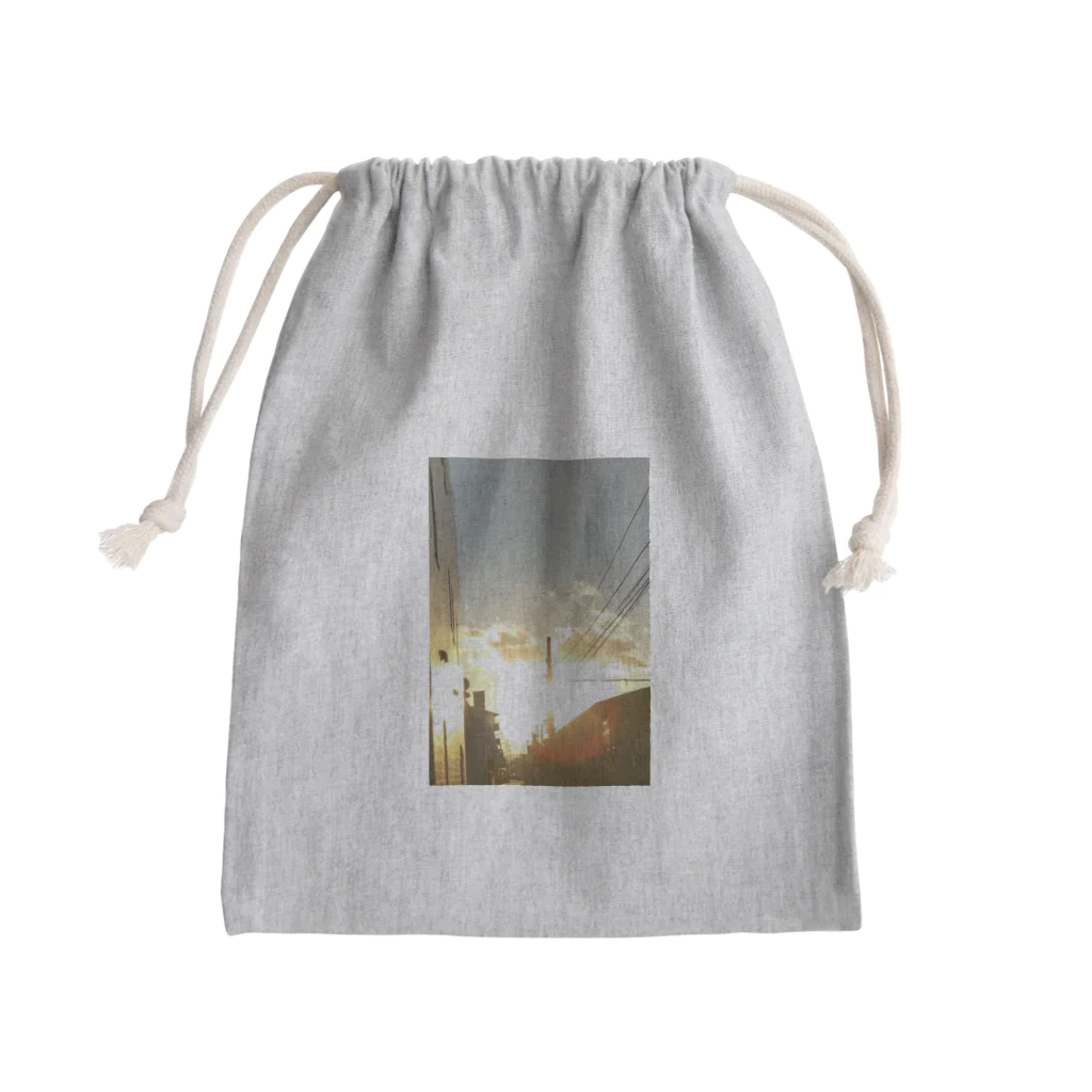 NANASHOPの夕暮れの街角 Mini Drawstring Bag