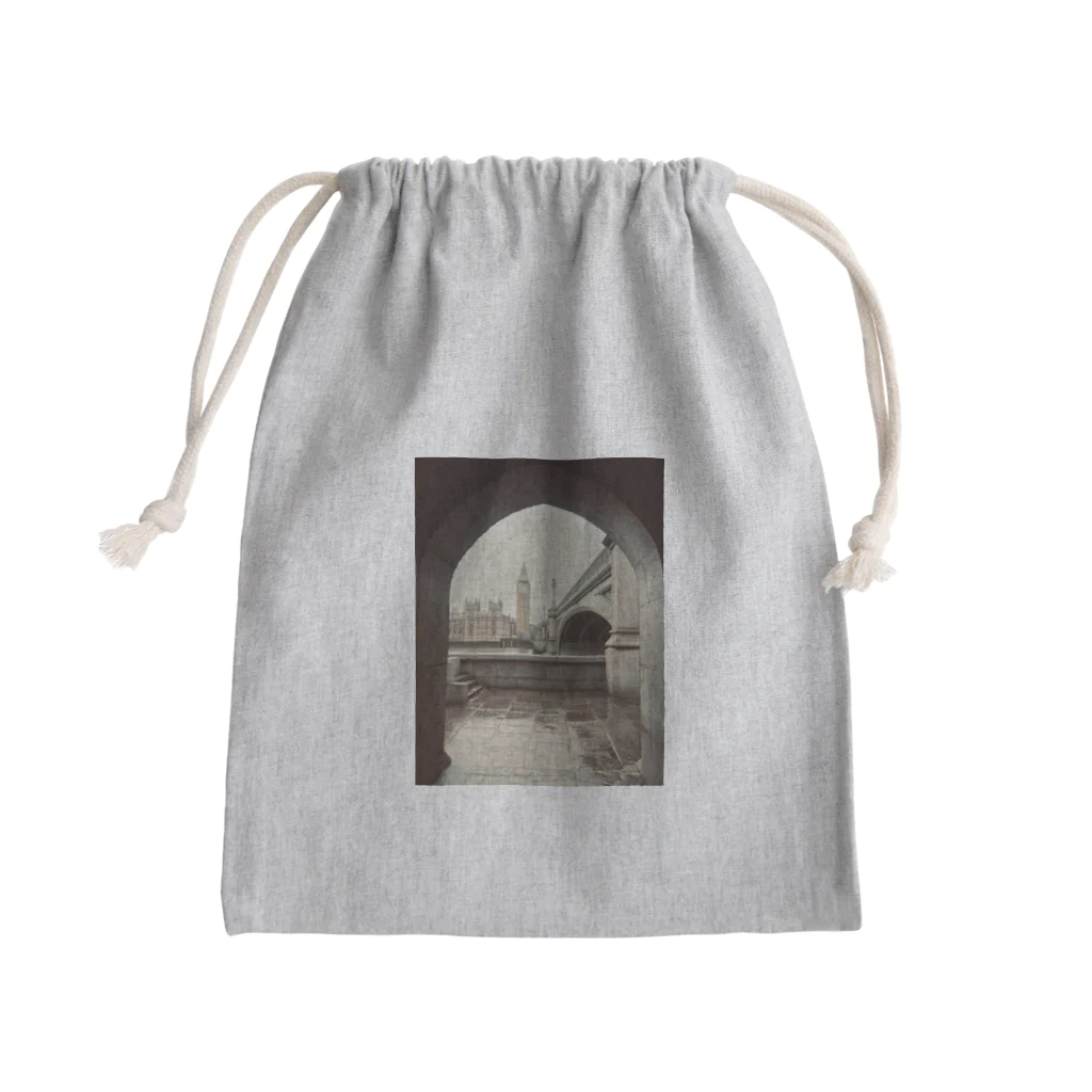 London-chanのLips strawberry  Mini Drawstring Bag