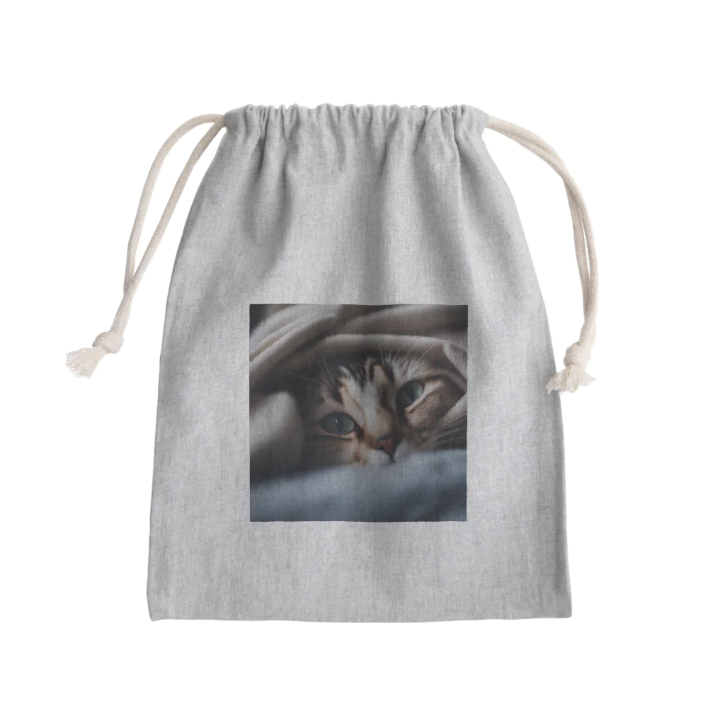 feliceの毛布の下に隠れている猫 Mini Drawstring Bag