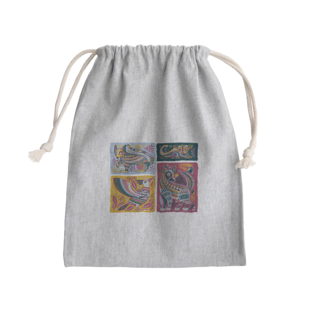 IZANAMI by Akane Yabushitaのメキシコのアレブリヘス（ナチュラル） Mini Drawstring Bag