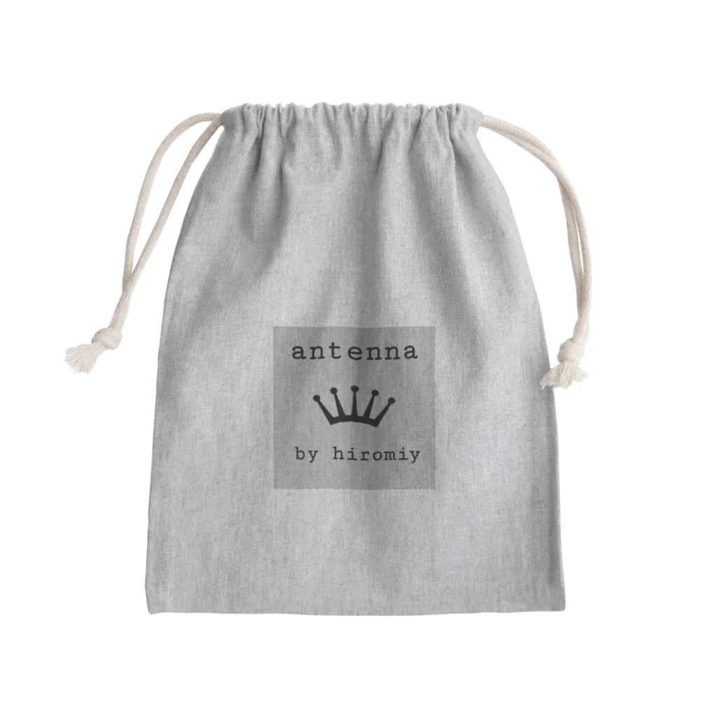 by_hiromiyのロゴ入り Mini Drawstring Bag