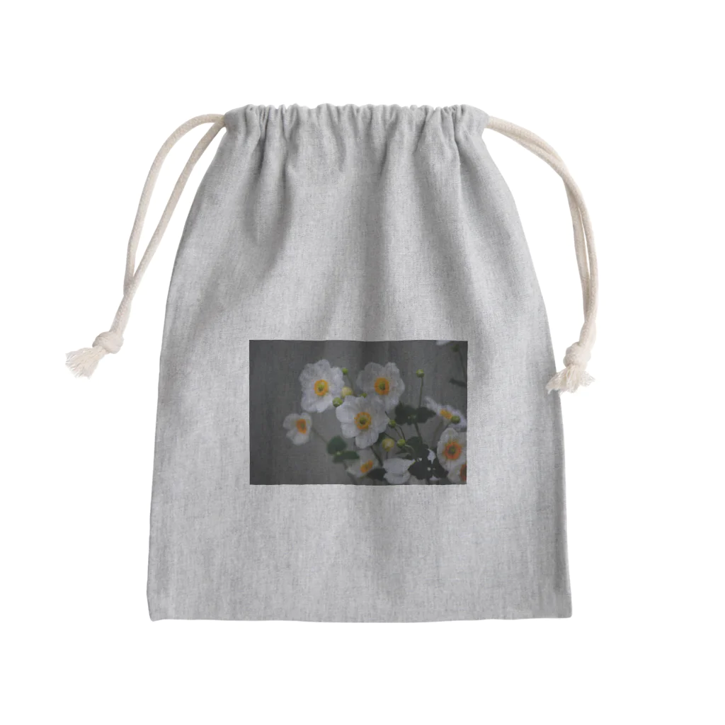 DORAMARUの庭に咲く花。 Mini Drawstring Bag