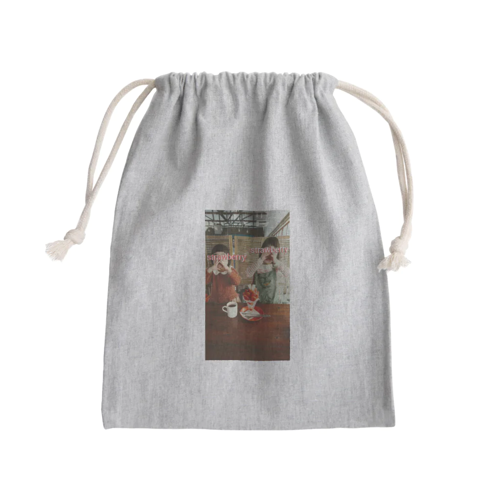 pARuのstrawberry Mini Drawstring Bag