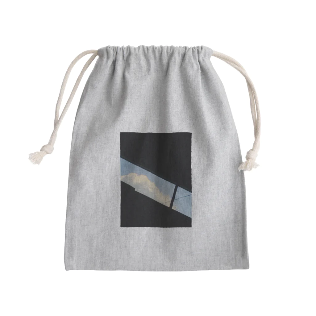 DAIPUKUの斜めの空 Mini Drawstring Bag