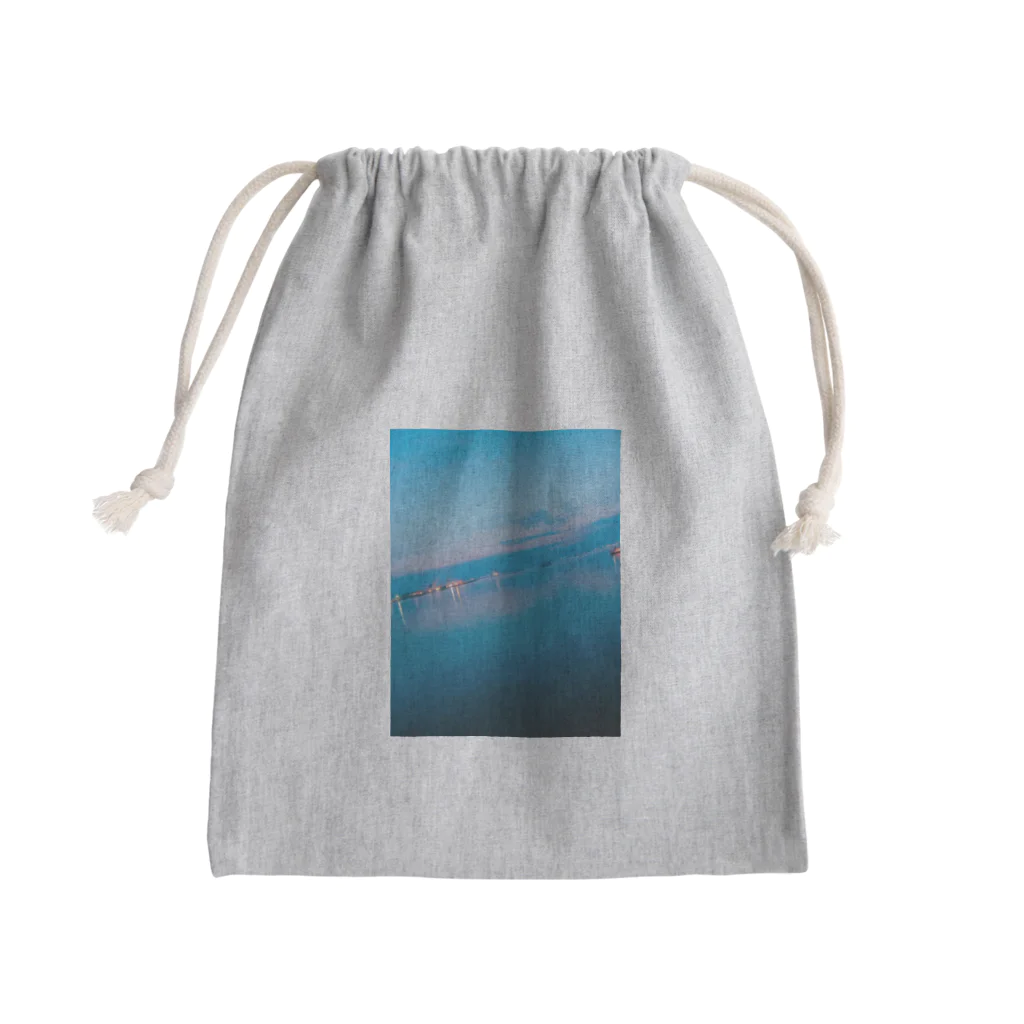 食べ物屋さん。の夕方の海 Mini Drawstring Bag